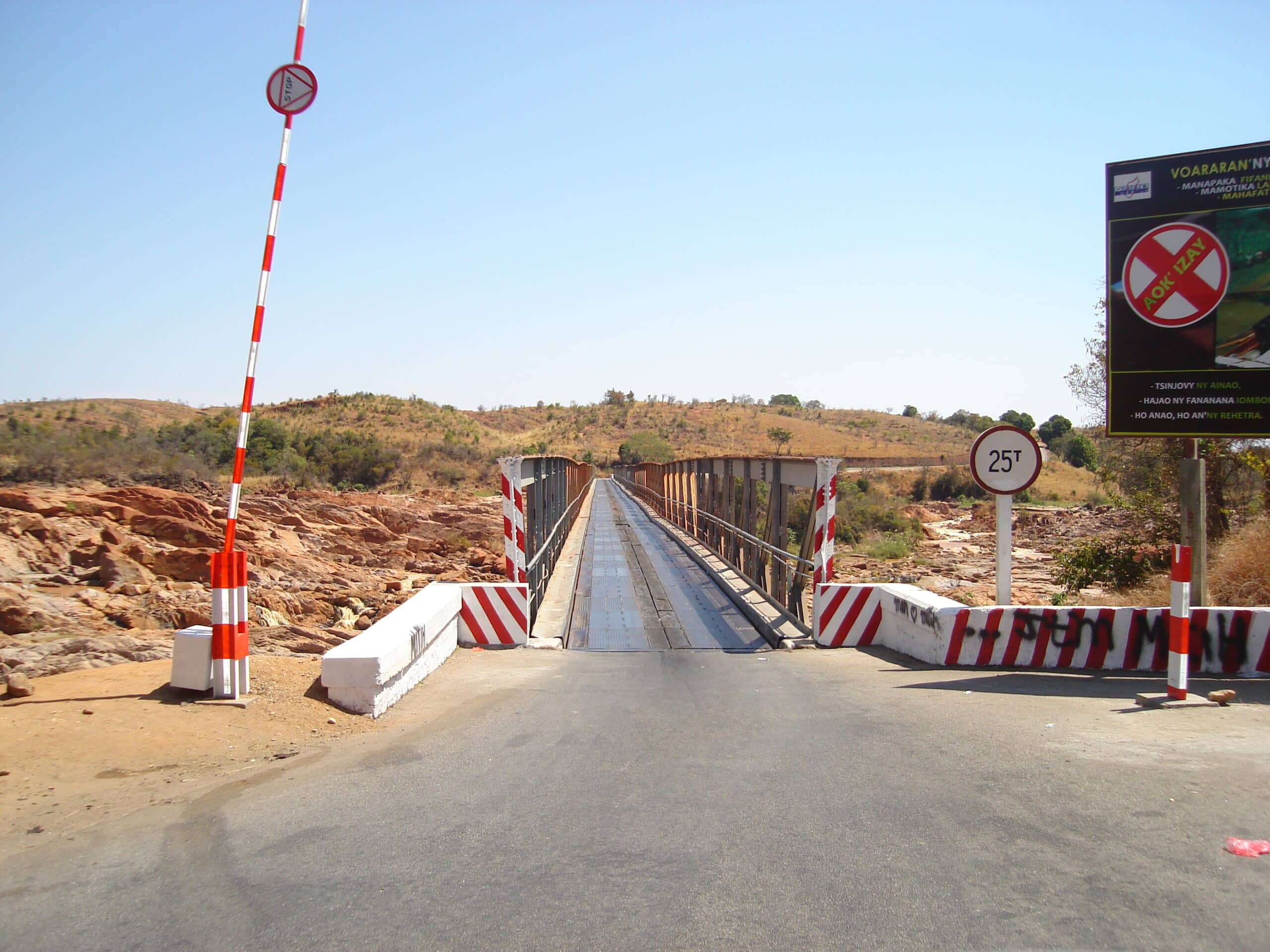 Pont betsiboka